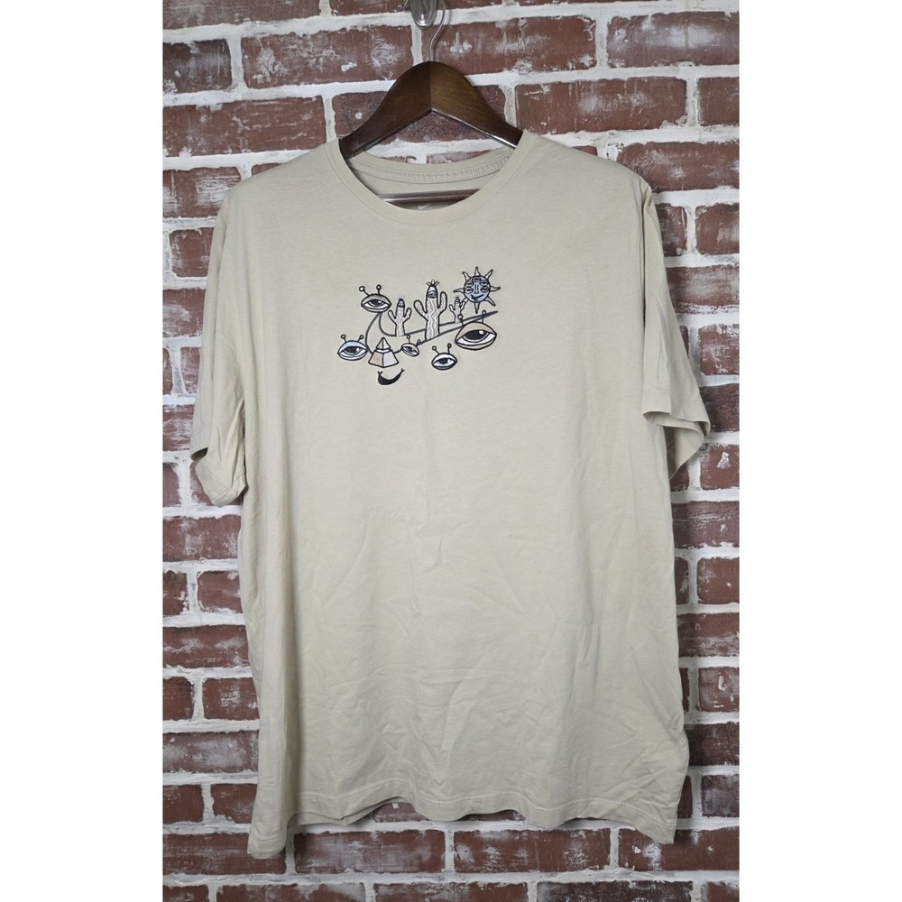 Nike Collection Embroidered‎ Tan Pyramid Eyes Cactus Brown Shirt XXL